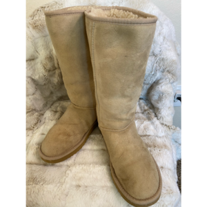 UGG Classic Tall II Boots Sand